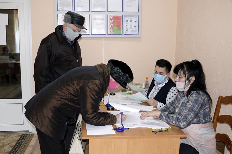 Проголосовать в кировском районе. Досрочное голосование Запорожская область фото.